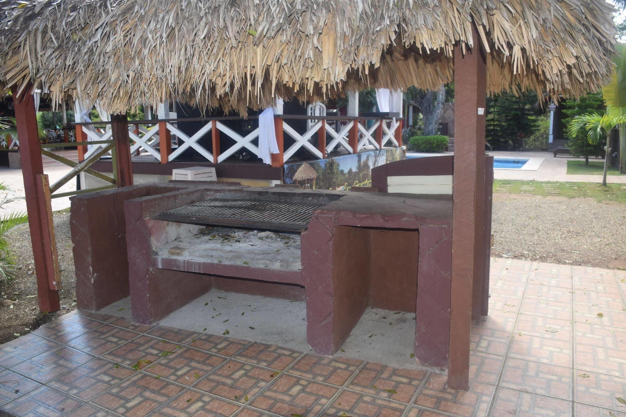 ホテル Hacienda Campo Verde Inoa エクステリア 写真